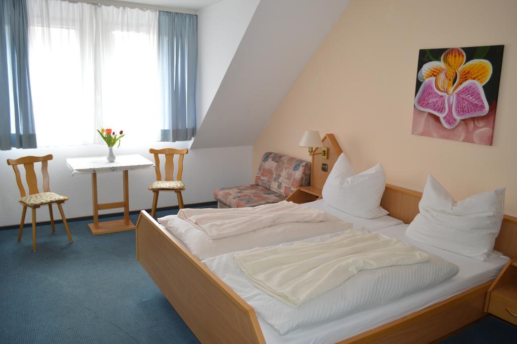 Hotel Zum Lieben Augustin Meersburg Room photo
